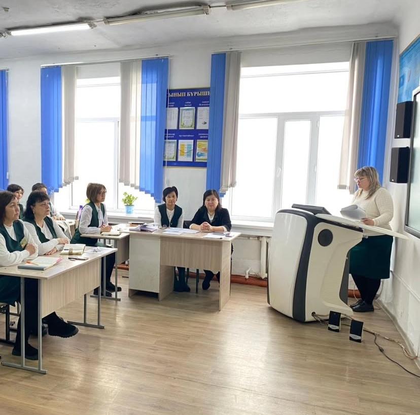 "Білім сапасы мектеп жұмысының негізгі корсеткіші" тақырыбында педагогикалық кеңес өтті.